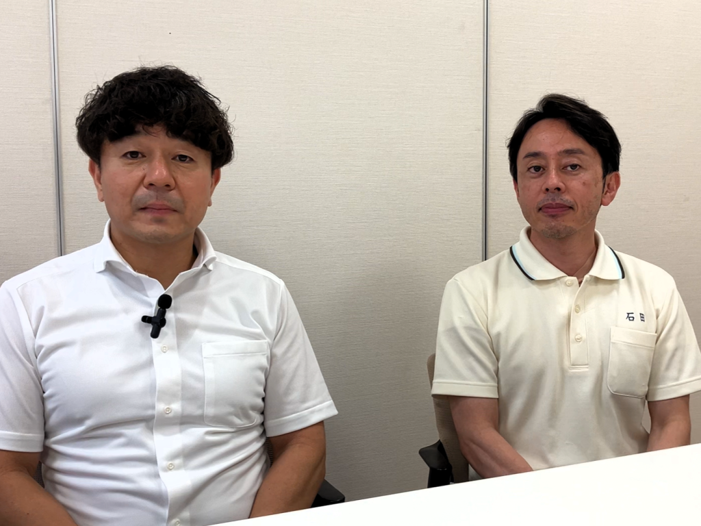 事務局総務課課長　河村政彦氏（左）　
事務局事業推進課推進員（教育担当）石田大介氏（右）